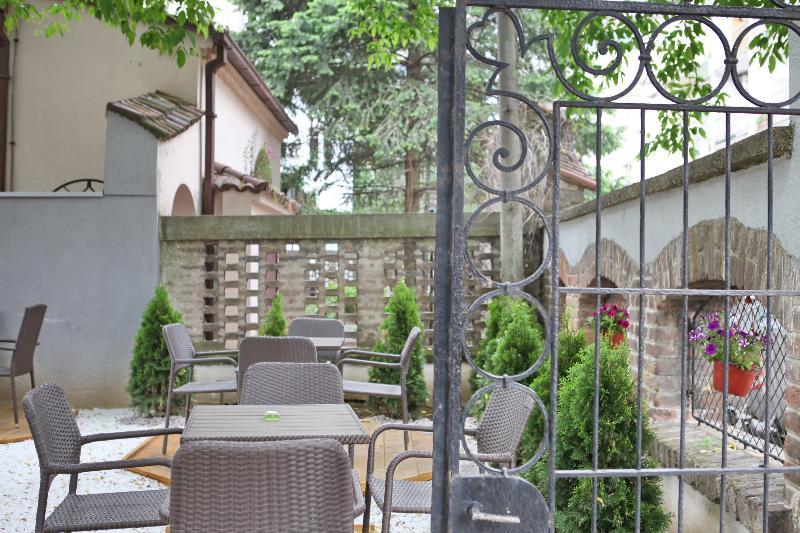 Hotel Dum By Muskat Belgrade Exterior photo